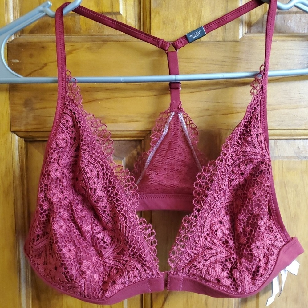 Victoria's Secret Bralette Large Red Wireless Comfort Bra NWT Lounge Intimates